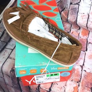 Yuu 8W wide flats slip ins NEW whiskey